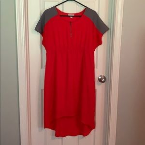 Red maternity dress